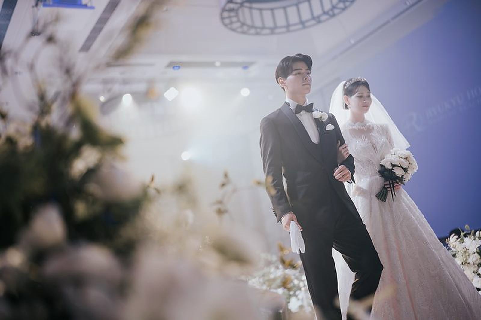 Aisle Walk